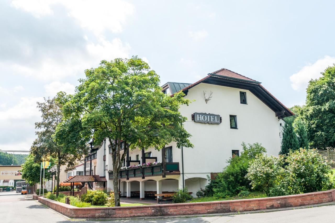 Hotelgasthof Schmucker Mossautal Buitenkant foto